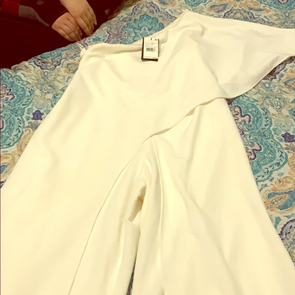 Never worn it not my style anymore.